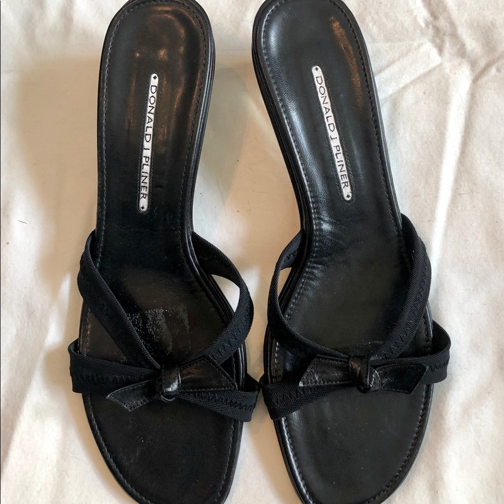 Sandals - Picture 2 of 5